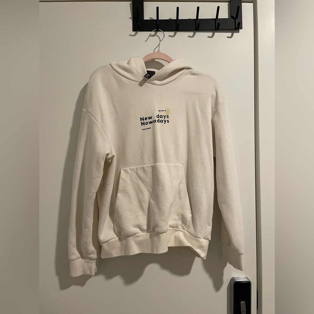 H&M White Hoodie | Size M